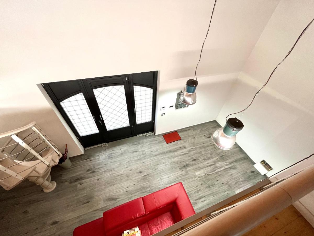 Arno Loft Apartment Firenze Bagian luar foto