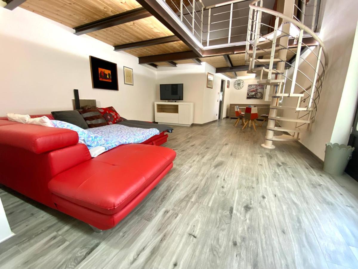 Arno Loft Apartment Firenze Bagian luar foto